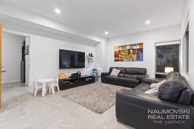 House For Sale - WA - Nollamara - 6061 - STYLISH AND SPACIOUS LIVING!  (Image 2)