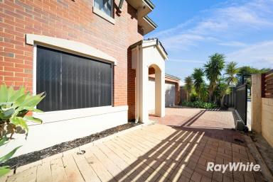 Townhouse For Lease - WA - Rivervale - 6103 - COMFORTABLE LIVING  (Image 2)