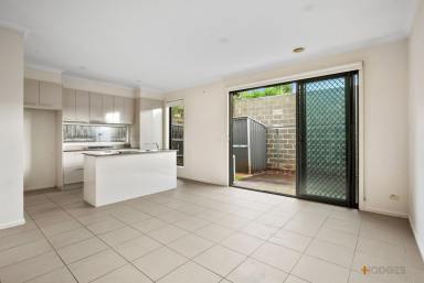 Unit For Lease - VIC - Carrum Downs - 3201 - Modern Living in Prime Locale!  (Image 2)