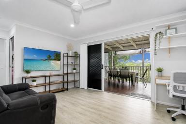 House For Sale - QLD - Macleay Island - 4184 - Simple Near New  Waterfront Living -  Beautiful views to Stradbroke Island  (Image 2)