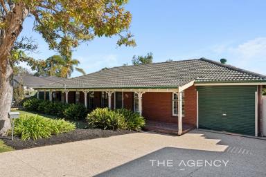 House For Sale - WA - Padbury - 6025 - Love at First Glance! (Image 2)