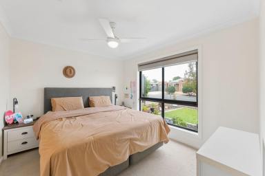 House For Sale - VIC - Red Cliffs - 3496 - SPACE, COMFORT & THE ULTIMATE SHED SETUP!  (Image 2)