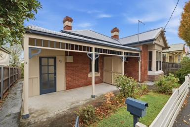 House For Sale - TAS - North Hobart - 7000 - Flexible Living, Prime Position!  (Image 2)