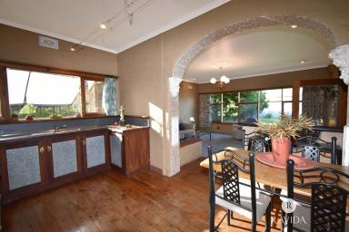 House For Sale - VIC - Wangaratta - 3677 - THIS WON'T LAST LONG!  (Image 2)