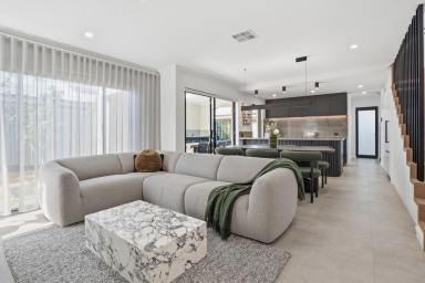 House For Sale - WA - Melville - 6156 - Private, Polished and Perfect!  (Image 2)