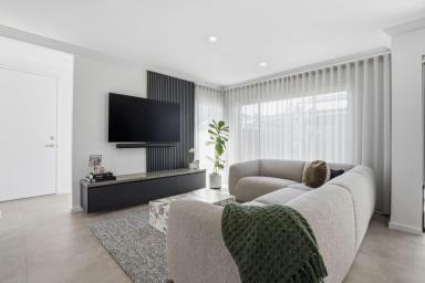 House For Sale - WA - Melville - 6156 - Private, Polished and Perfect!  (Image 2)