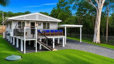 House For Sale - QLD - Macleay Island - 4184 - An Old Soul Island Home with New finishes..... blends Character and Modern Ease!  (Image 2)