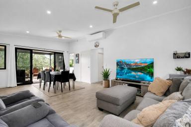 House For Sale - QLD - Macleay Island - 4184 - Stunning & Spacious Island Home on a huge Double Block with Golf Course Views - Dual Street Access  (Image 2)