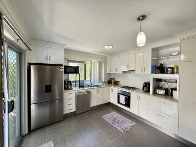 House For Sale - QLD - North Mackay - 4740 - Multi-Generational Living | Dual Occupancy | Dual Income Opportunity  (Image 2)