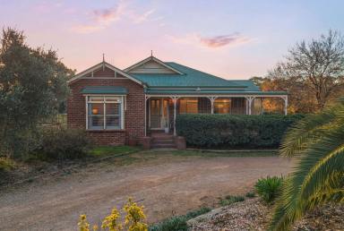 Acreage/Semi-rural For Sale - VIC - Junortoun - 3551 - Junortoun Equestrian Dream - Stunning Home on 6 Acres (Image 2)