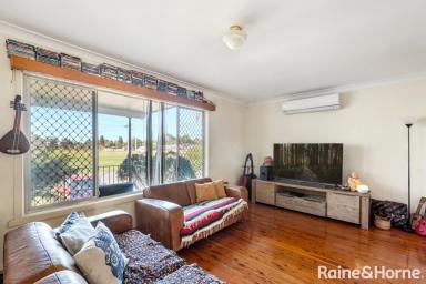 House For Sale - NSW - Nowra - 2541 - Spacious Home (Image 2)
