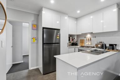 Apartment For Sale - WA - Osborne Park - 6017 - SECURE BOUTIQUE APARTMENT WITH PRIVATE ENTRY & OVERSIZED BALCONY!  (Image 2)