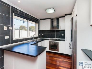 House For Lease - VIC - Cranbourne North - 3977 - AN ENTERTAINER'S DREAM  (Image 2)