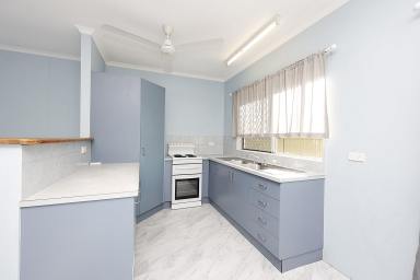 House For Lease - QLD - Kanimbla - 4870 - Low-Maintenance 4-Bedroom Home on Spacious Block (Image 2)