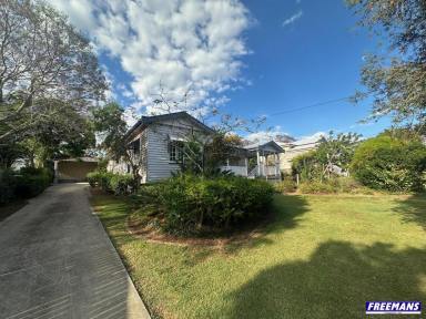House For Lease - QLD - Kingaroy - 4610 - Lovely Established Home on 1,012m² allotment  (Image 2)