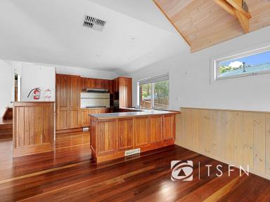 House For Sale - VIC - Spring Gully - 3550 - One-of-a-kind Home Among the Gum Trees  (Image 2)