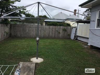 House For Lease - NSW - Taree - 2430 - Neat & Tidy 2 Bedroom Duplex with Fenced Yard  (Image 2)
