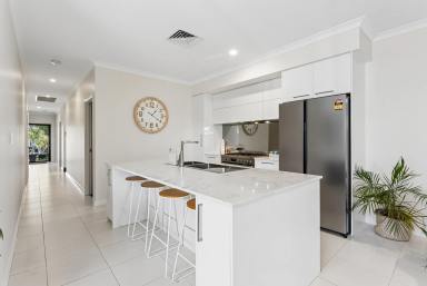 House For Sale - WA - Aveley - 6069 - Stunning Modern Living in a Premium Pocket  (Image 2)