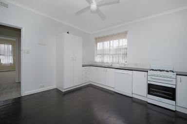 House For Sale - VIC - Hamilton - 3300 - Ideal investment property  (Image 2)