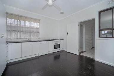 House For Sale - VIC - Hamilton - 3300 - Ideal investment property  (Image 2)