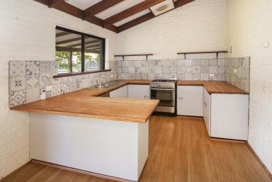 House For Lease - WA - Margaret River - 6285 - Charming Cottage  (Image 2)