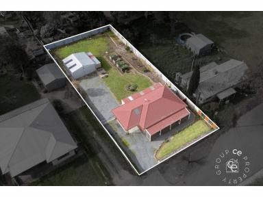 House For Sale - sa - Mount Pleasant - 5235 - Delightful home on large block overlooking rural countryside. (Image 2)