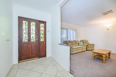 House For Sale - WA - Midland - 6056 - Charming Midland Home in Prime Location  (Image 2)