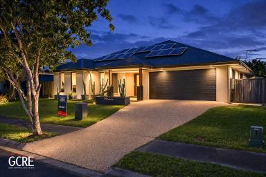 House For Lease - QLD - Blacks Beach - 4740 - BEAUTIFUL 4 BEDROOM FAMILY HOME IN BLACKS BEACH  (Image 2)