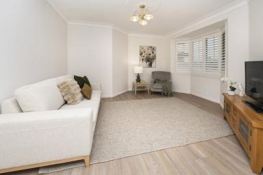 House For Sale - VIC - Swan Hill - 3585 - Neat & Updated  (Image 2)
