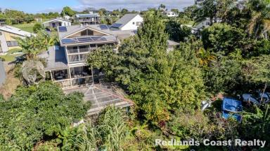 House For Sale - QLD - Russell Island - 4184 - Spacious Family-Sized Home in Convenient Location on 1422sqm Fruit Trees Galore  (Image 2)