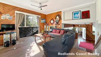 House For Sale - QLD - Russell Island - 4184 - Spacious Family-Sized Home in Convenient Location on 1422sqm Fruit Trees Galore  (Image 2)