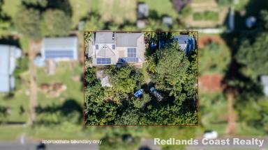 House For Sale - QLD - Russell Island - 4184 - Spacious Family-Sized Home in Convenient Location on 1422sqm Fruit Trees Galore  (Image 2)