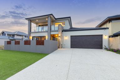 House For Sale - WA - Dudley Park - 6210 - Waterfront Luxury. North-Facing. Ready to Enjoy.  (Image 2)