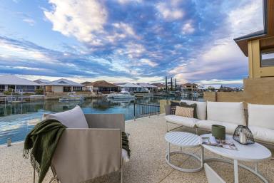House For Sale - WA - Dudley Park - 6210 - Lifestyle & Immediate Possession/Flexible Terms (Image 2)