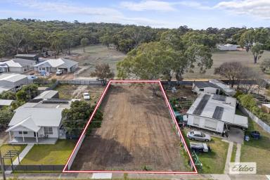 Residential Block Sold - VIC - Stawell - 3380 - Large Serviced Allotment  (Image 2)