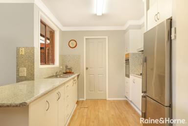 House For Sale - NSW - Moss Vale - 2577 - Spacious Family Living on a Generous 998sqm Block in Central Moss Vale  (Image 2)