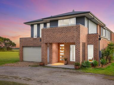 House For Sale - VIC - Sandy Point - 3959 - Exceptional Coastal Lifestyle with Space, Comfort & Stunning Views!  (Image 2)