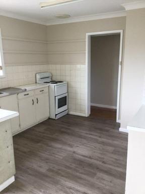House For Lease - NSW - West Tamworth - 2340 - 10 Green Street  (Image 2)