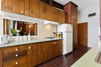 House For Sale - VIC - Merbein - 3505 - TWO TITLES ONE PRICE (Image 2)