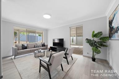 House For Sale - WA - Edgewater - 6027 - Family Living Perfected  (Image 2)