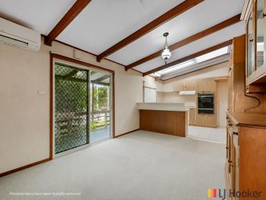 House For Sale - NSW - Surf Beach - 2536 - GREAT LOCATION, ENTRY LEVEL HOME!  (Image 2)