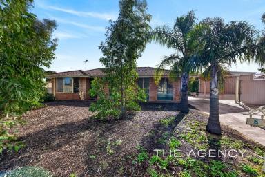 House For Sale - WA - Heathridge - 6027 - GREAT BONES...BRIGHT FURTURE!  (Image 2)