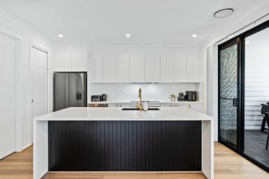 House For Sale - NSW - Huskisson - 2540 - Luxury Coastal Living in Huskisson Jervis Bay  (Image 2)