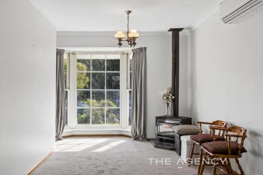 House For Sale - WA - Padbury - 6025 - Sitting Pretty, With Big Dreams Ahead!  (Image 2)