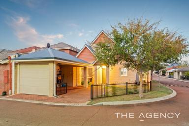 Townhouse For Sale - WA - Belmont - 6104 - Stylish Home in the Heart of Belmont!  (Image 2)