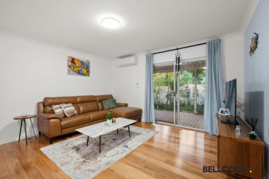 Townhouse For Sale - WA - Como - 6152 - SPACIOUS, MODERN & LOW MAINTENANCE  (Image 2)