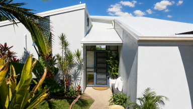 House For Sale - QLD - Eimeo - 4740 - STUNNING STARTER... BE QUICK!  (Image 2)
