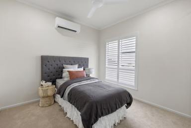 House For Lease - QLD - Andergrove - 4740 - LUXURIOUS LAKESIDE HOME  (Image 2)