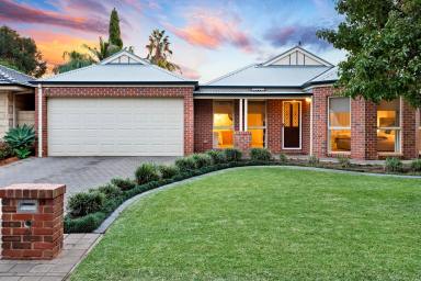 House For Sale - VIC - Mildura - 3500 - Low-Maintenance Living with Space to Enjoy  (Image 2)