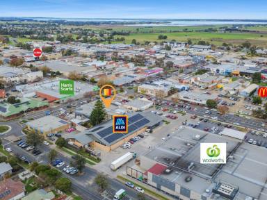Retail For Sale - VIC - Bairnsdale - 3875 - RETAIL FREEHOLD IN THE CBD  (Image 2)